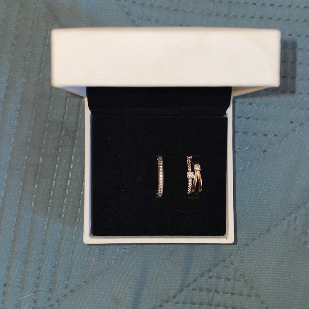 Rose gold Pandora rings. Size 6